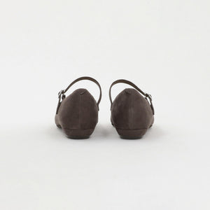 Vカット ストラップ フラットシューズ 撥水