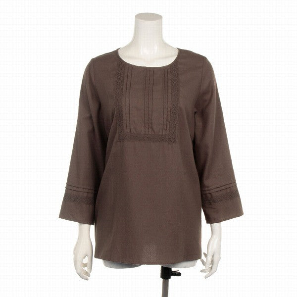 ビエラレース使いブラウス