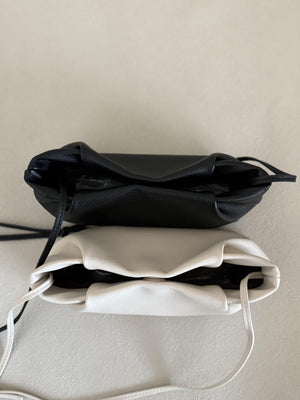 wander around pochette