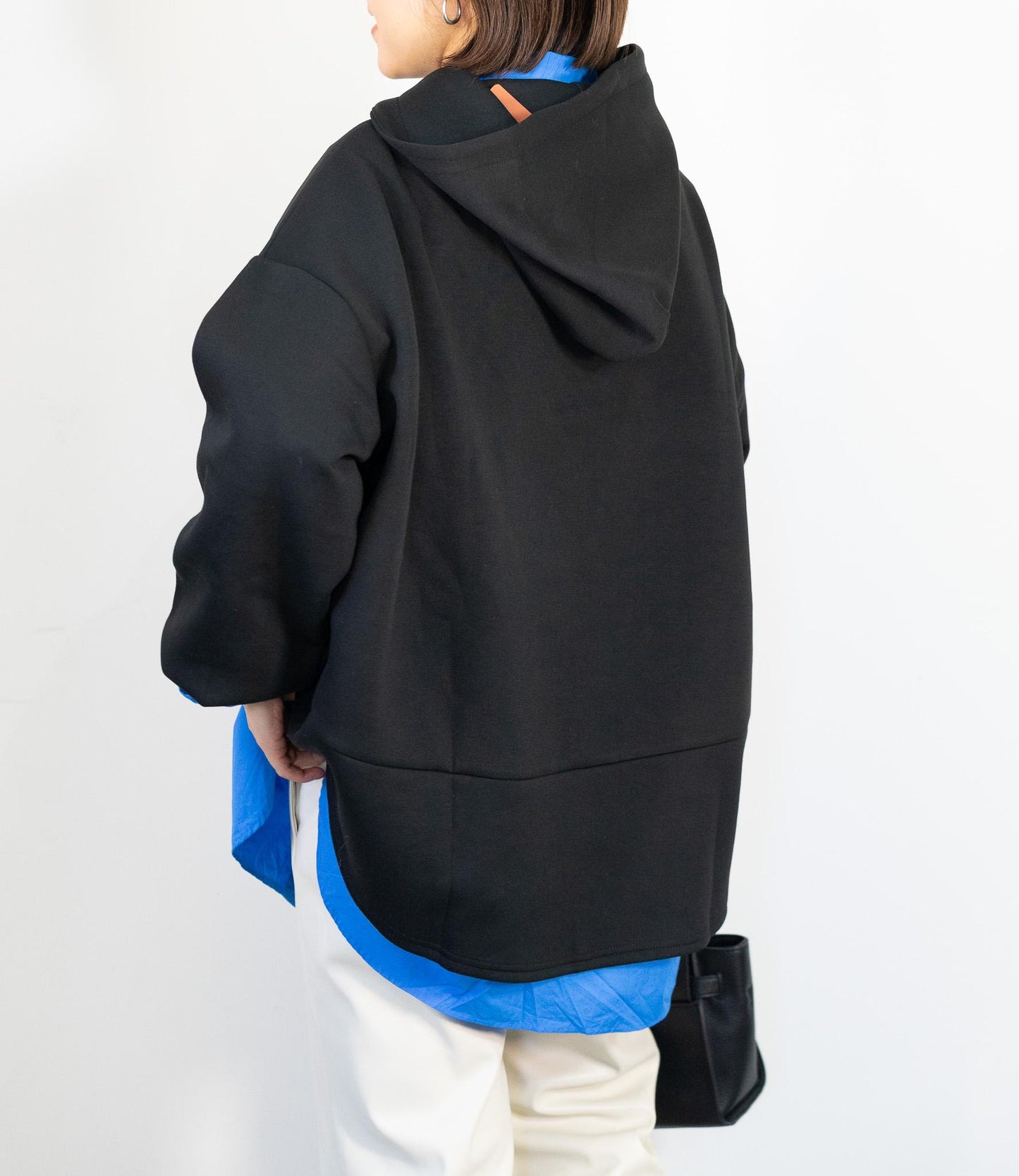 ダンボールテールカットパーカー