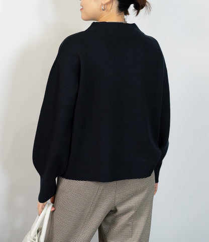 袖パールふわり袖ニット