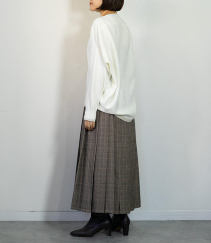 ラメボートネックラウンドニット