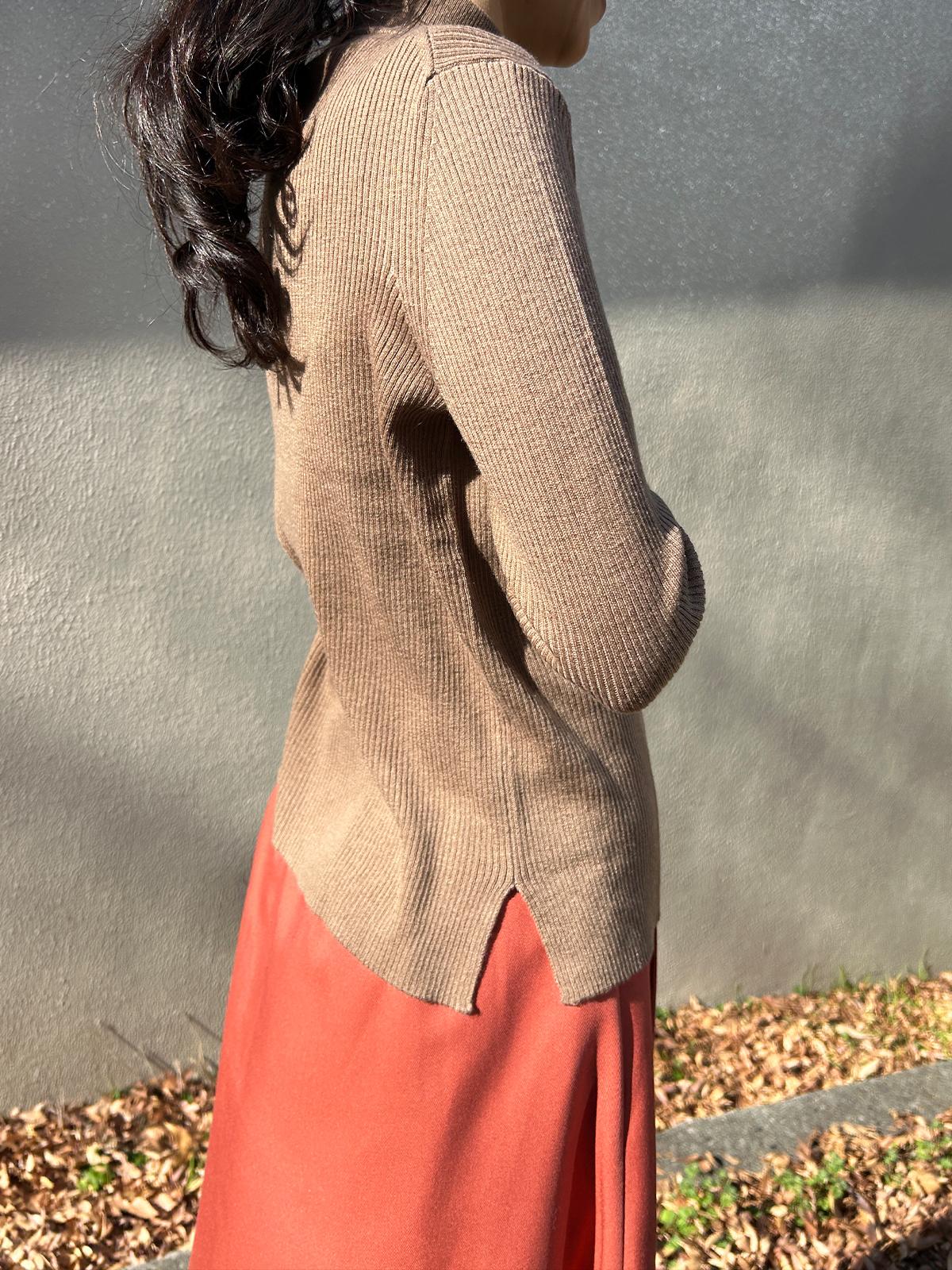 ソフトタッチタートルネックニット