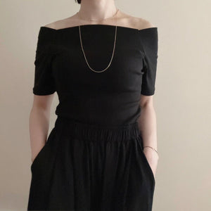 オフショルカットソー