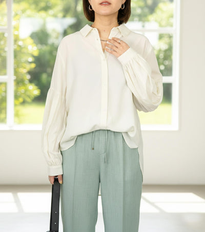 バンドカラーギャザーボリュームブラウス