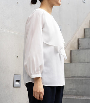 アシンメトリーフレアブラウス