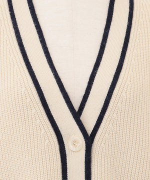 Vネックカーディガン