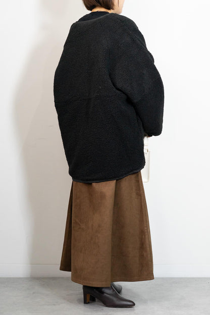 リバーシブルボアキルティングノーカラーアウター