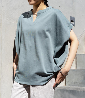 スタイルカバーキーネックカットソー