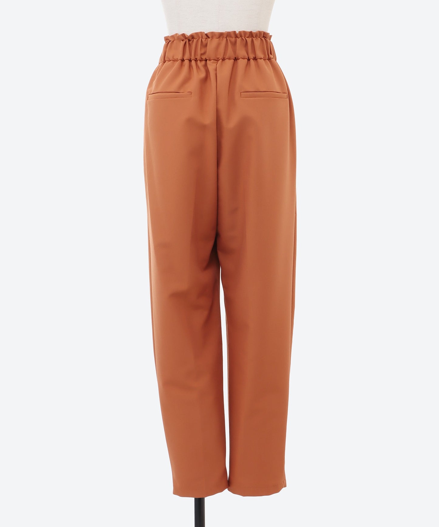 イージーテーパードパンツ