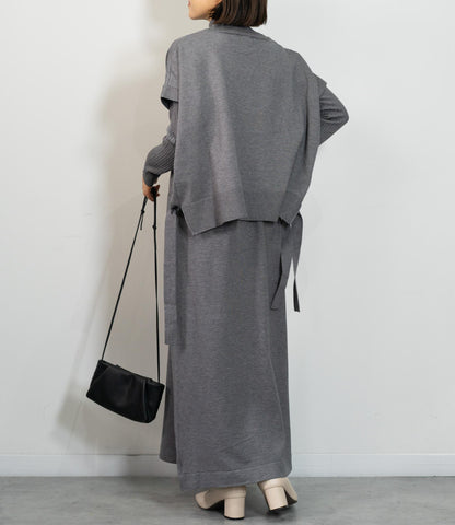 Vネックベストスリムワンピースアンサンブル