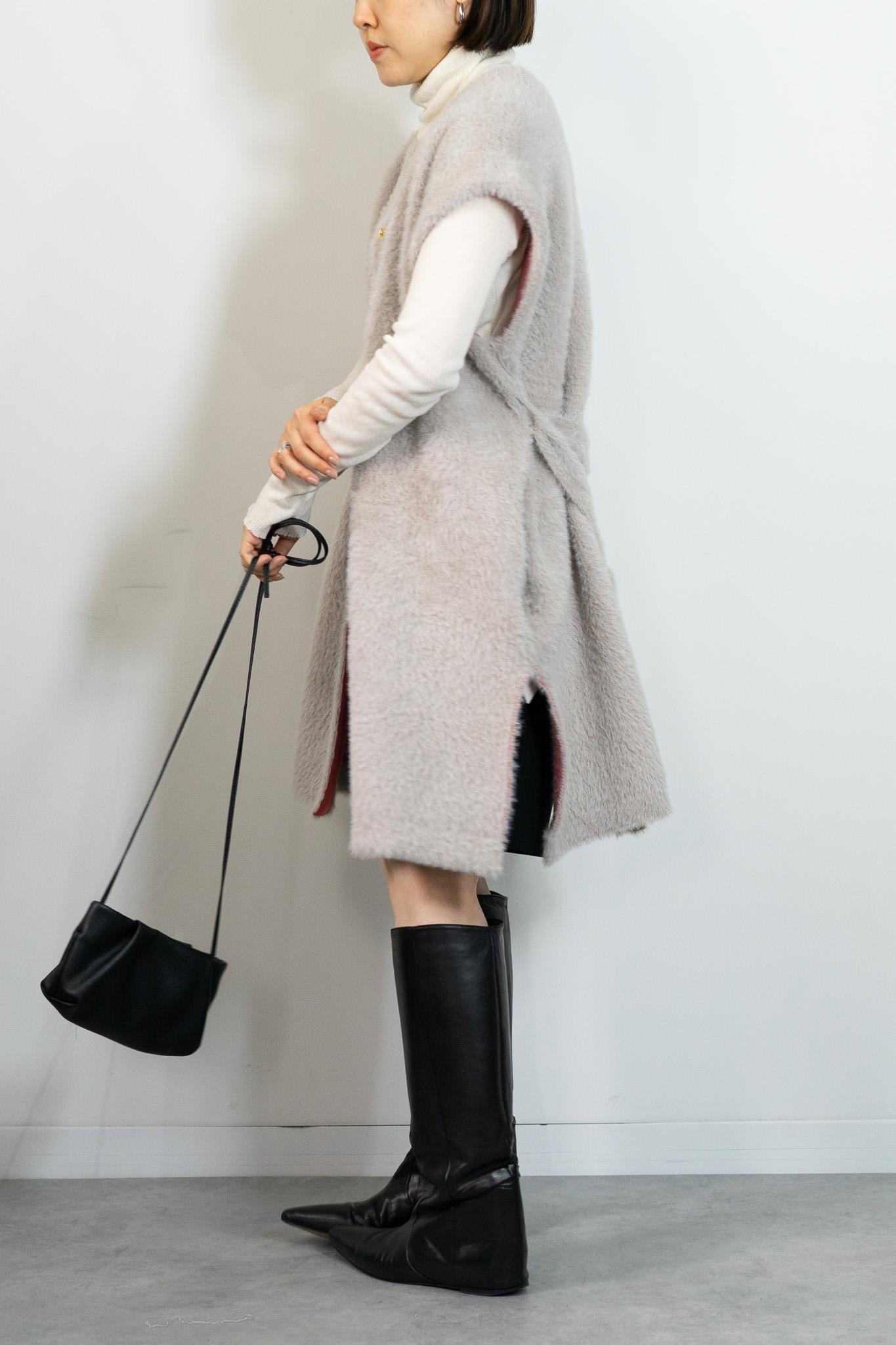 バイカラーテープシャギーニットベスト