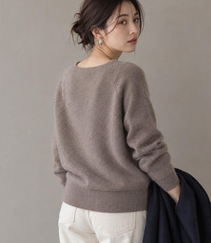ウールカシミアホールガーメントVネックニット