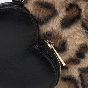 ファーショルダーバッグ ハートチャーム付き