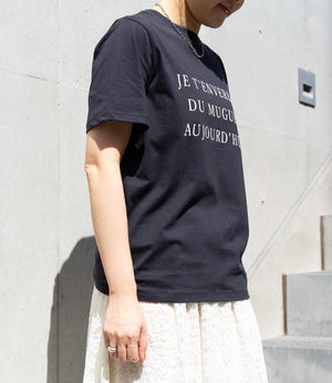 レタリングスリムTシャツ