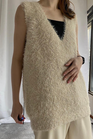 シャギーVネックニットベスト