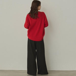 やわもちVネックニット