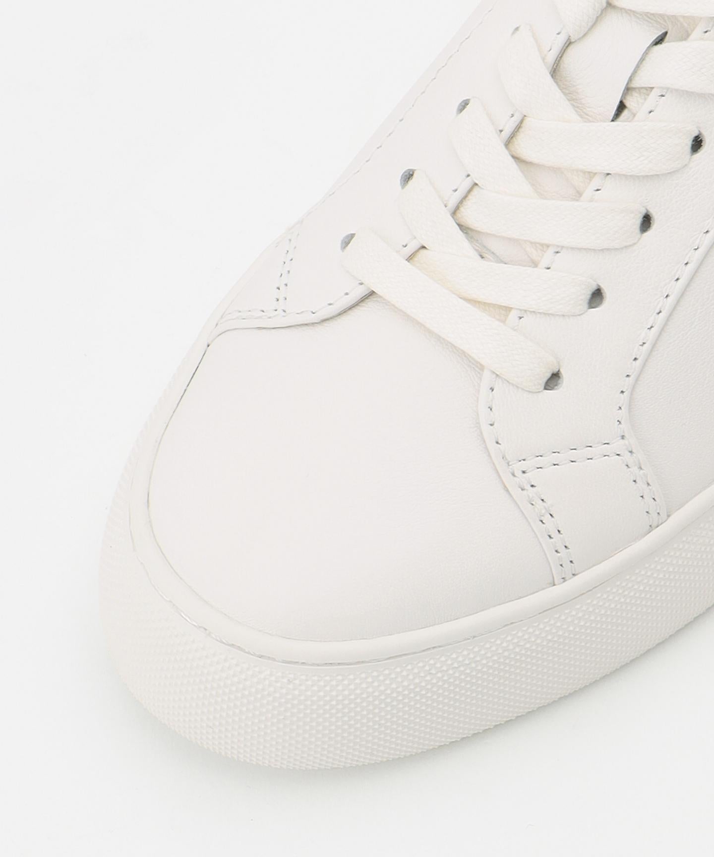 プラットフォームスニーカー