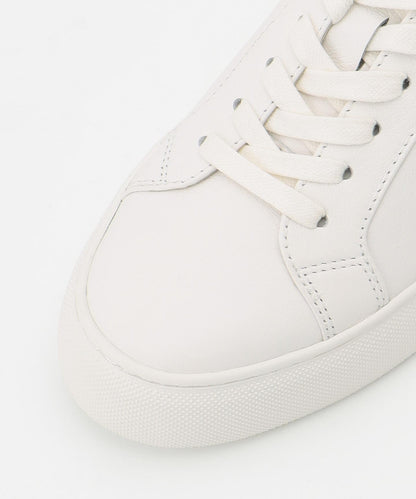 プラットフォームスニーカー