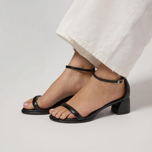 チャンキーパテッドサンダル（4.5cmヒール）