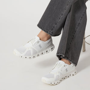 ＜On＞Cloud 6 スニーカー