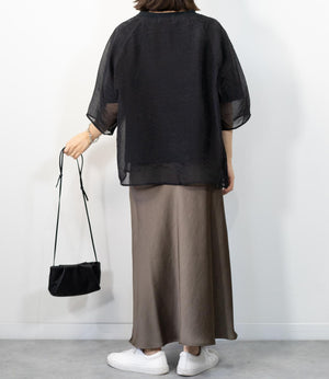 レイヤードロゴトップス