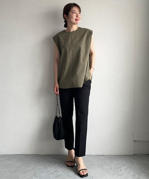 FINE MOVE テーパードパンツ