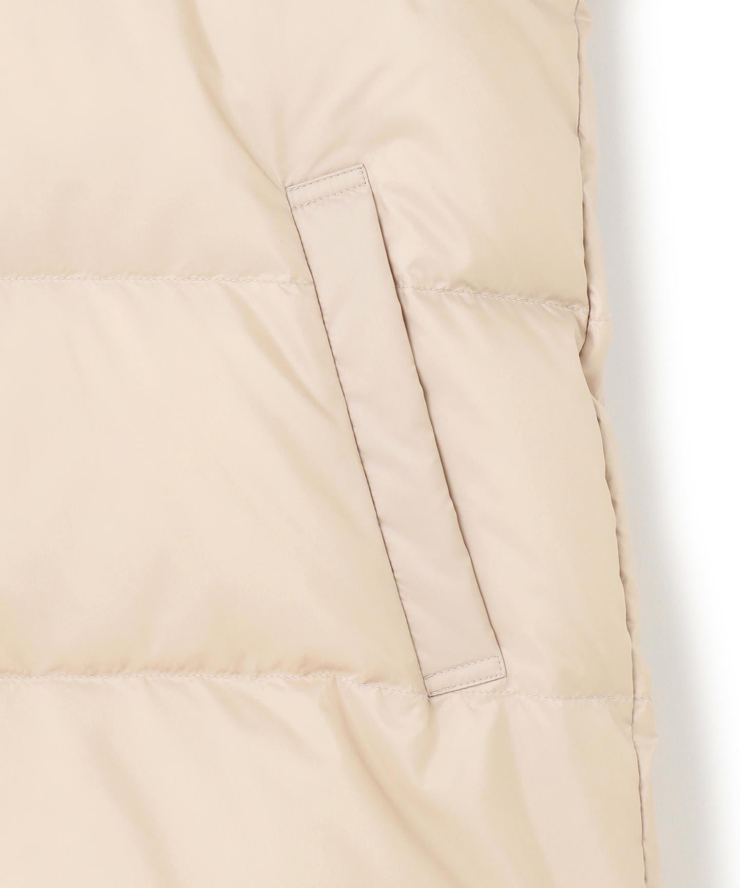 シレータフタ コンパクト ダウンコート