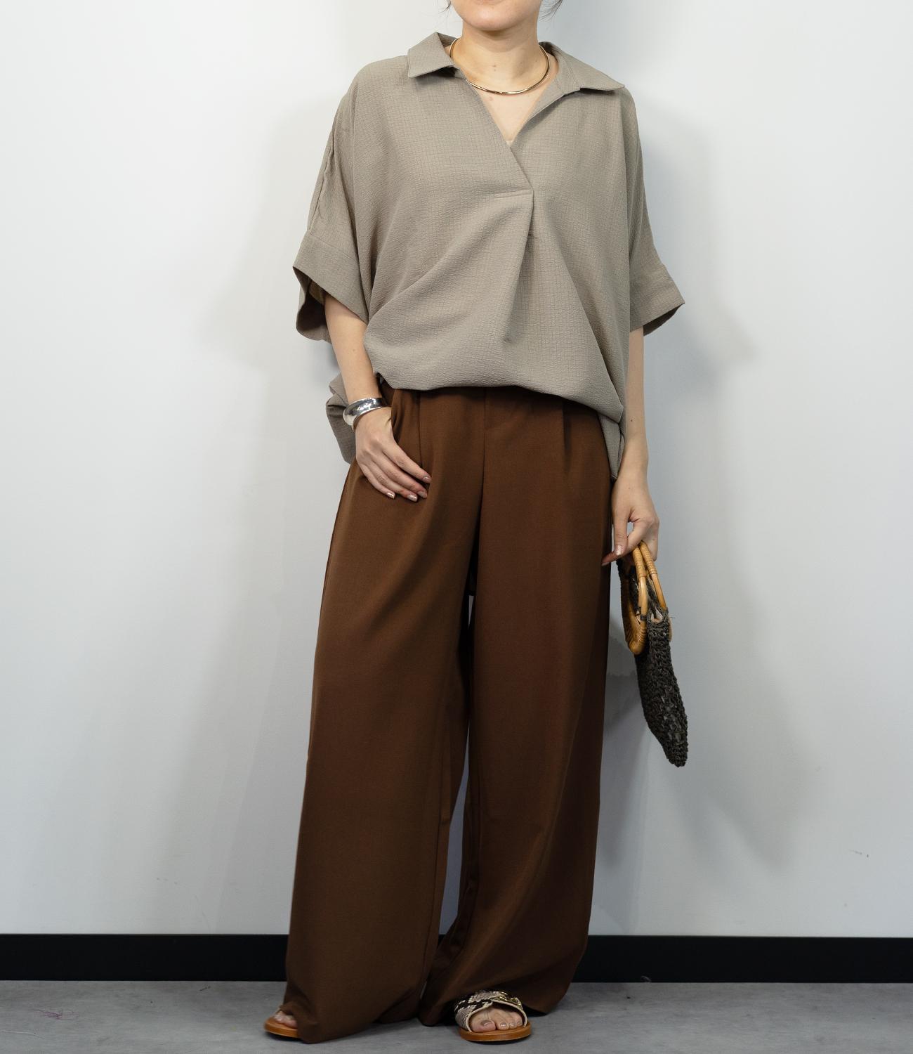 ストレッチタックストレートパンツ