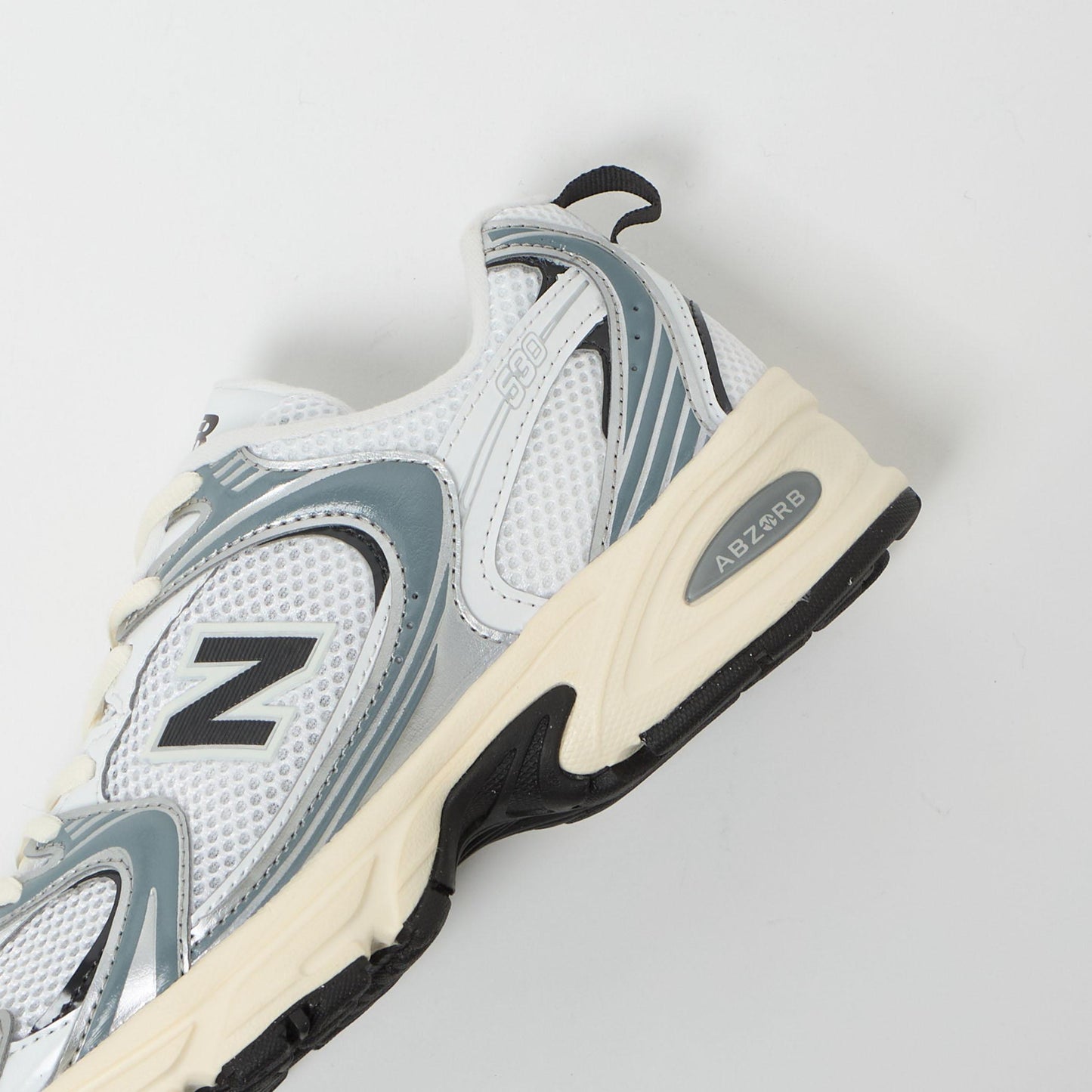 ＜New Balance＞U530ESA スニーカー