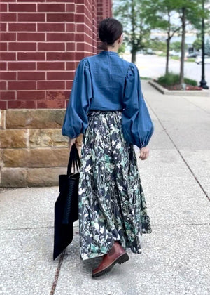 スタンドカラーデニムブラウス