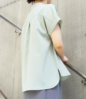 きれいめフラップサファリブラウス