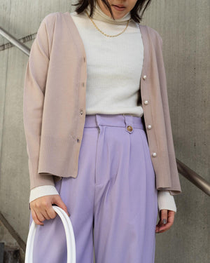 パールボタンVネックカーディガン