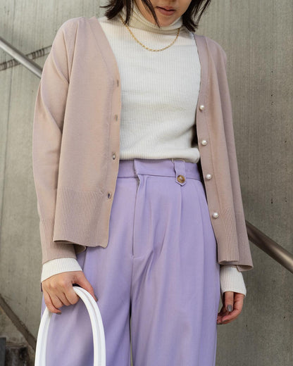 パールボタンVネックカーディガン