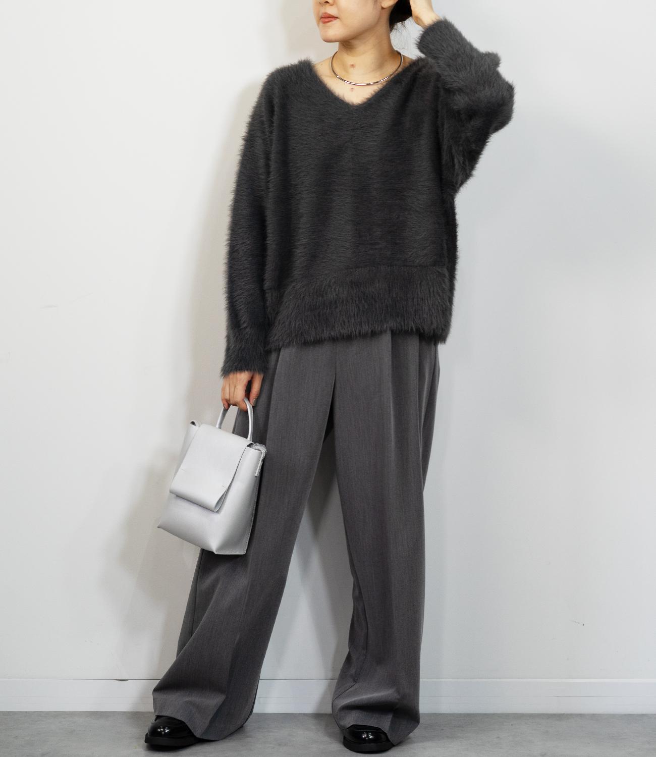 バックリボンVネックニット