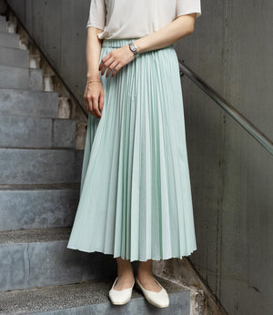 ストライププリーツフレアスカート