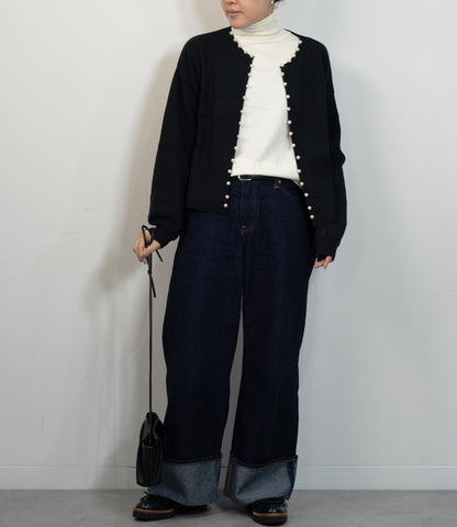 タートルネックソフトニット