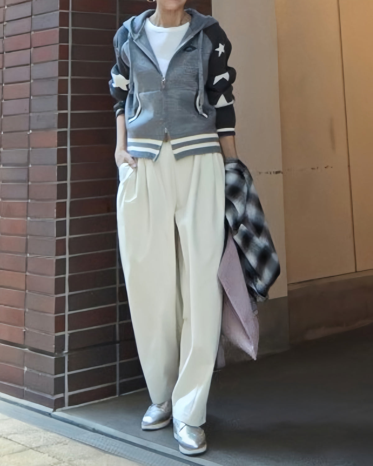 撥水シワ加工ストレッチタックワイドコクーンパンツ