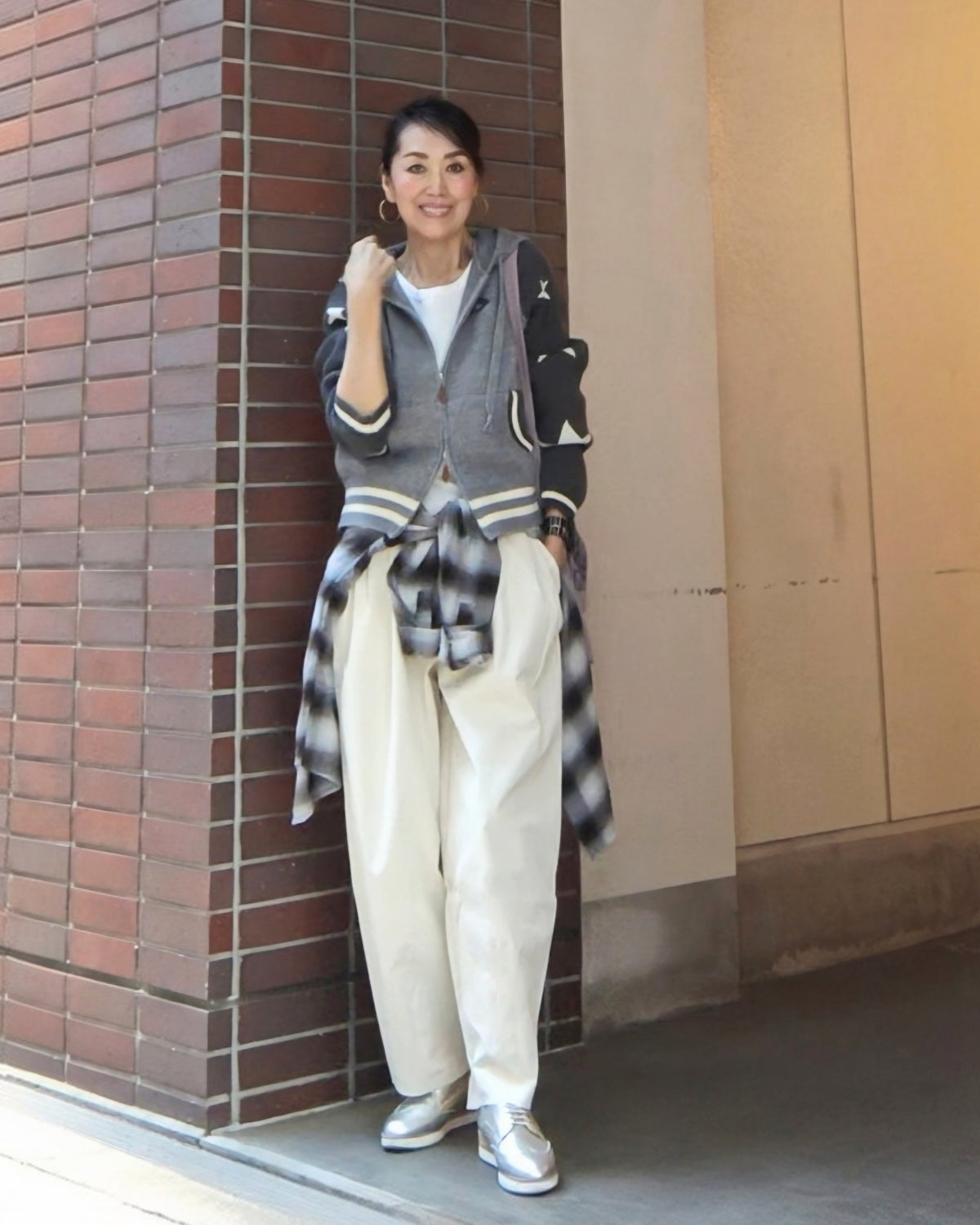 撥水シワ加工ストレッチタックワイドコクーンパンツ