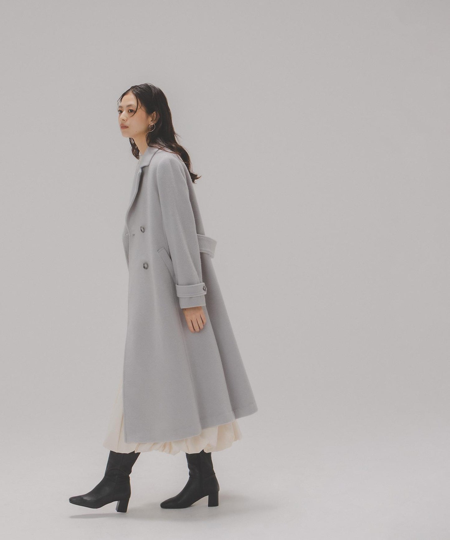 ビッグカラーダブルチェスターコート