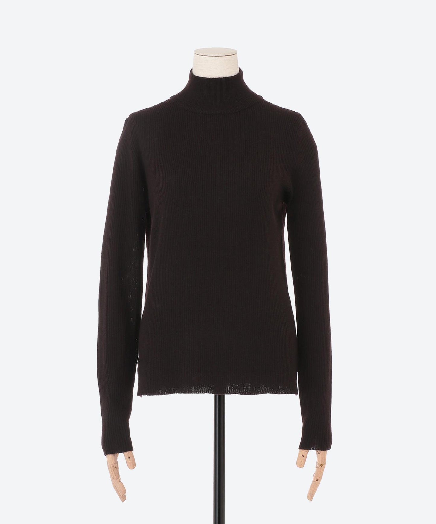 ソフトタッチタートルネックニット
