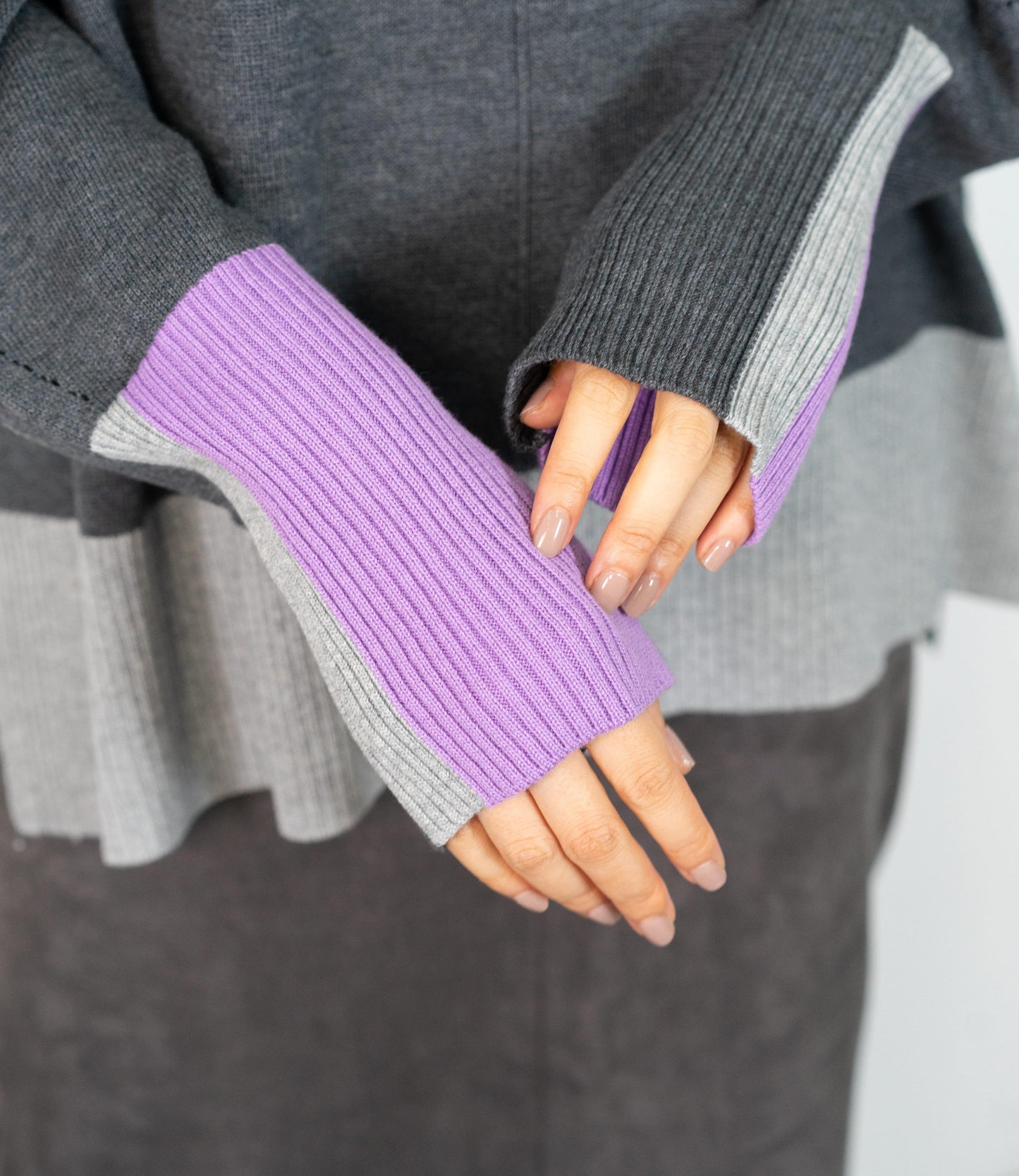 バイカラーボクシーニット