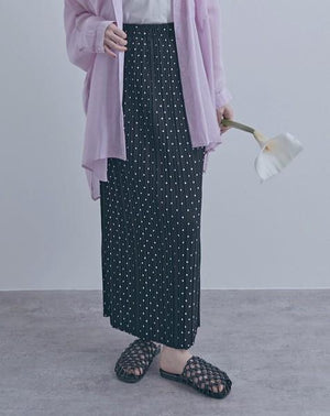 Iラインドットプリーツスカート