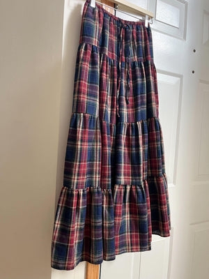 くすみタータンチェックティアードスカート