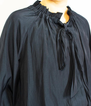 パウダーサテンボウタイブラウス