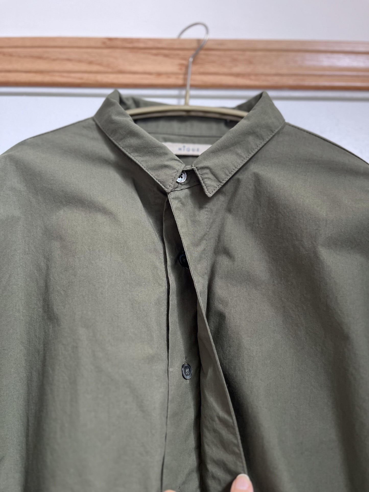 KHAKIプルオーバーシャツ