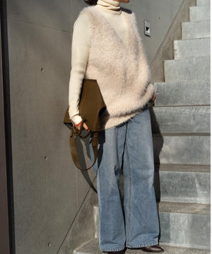 シャギーVネックニットベスト