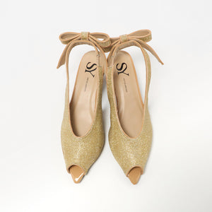 ＜SY＞ポインテッドピープトゥリボンバックベルト パンプス45●↑