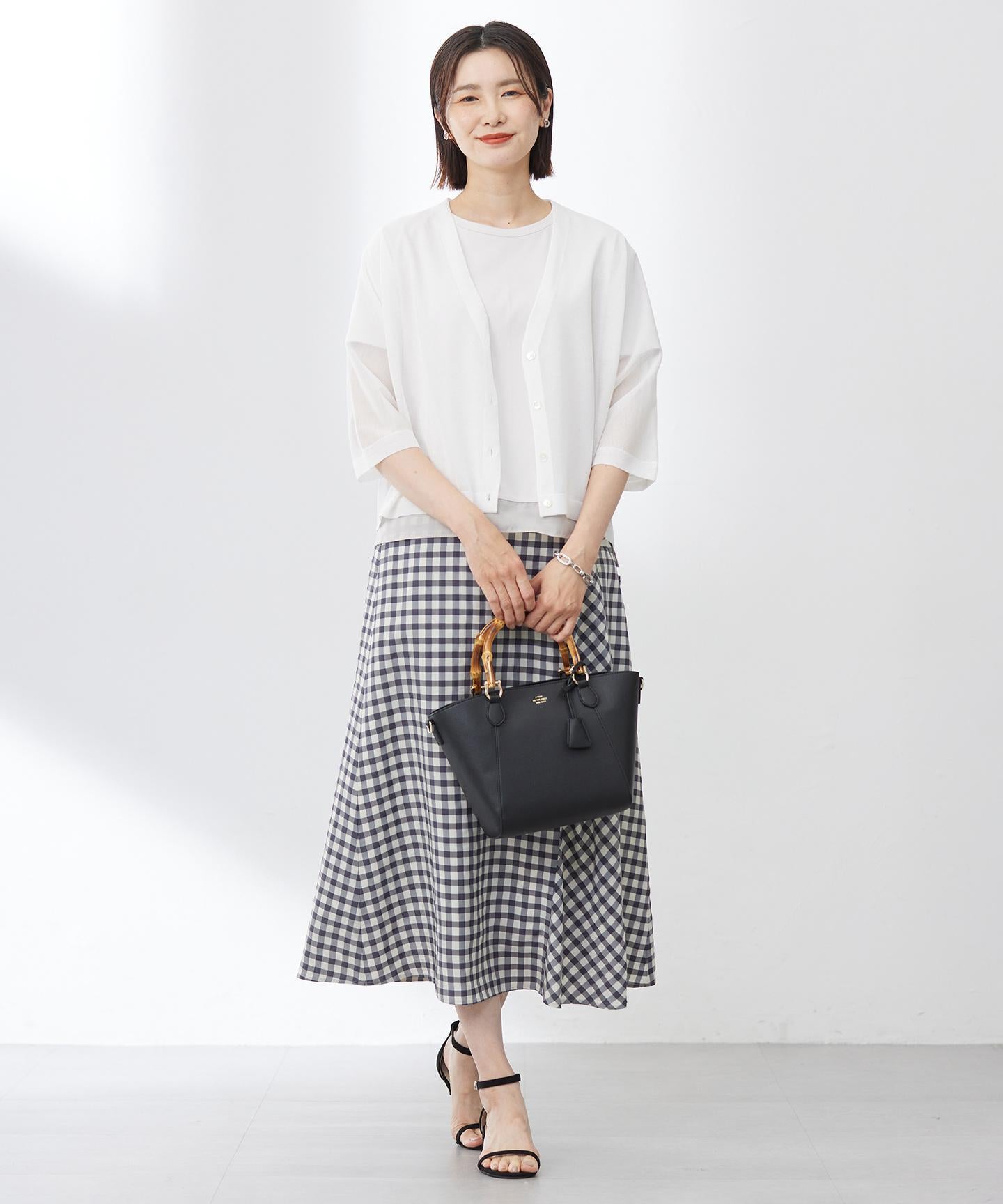 SHEER LIGHT KNIT Vネック カーディガン