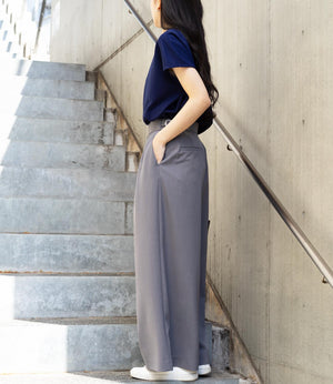 コクーンシルエットボートネックカットソー